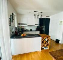 Moderne 3-Zimmer-Wohnung mit Balkon und Einbauküche - Frankfurt am Main Ostend