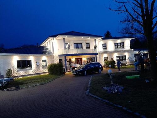 Foto - Großes Einfamilienhaus von Privat