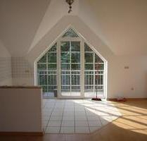 Schöne helle DG-Wohnung (72 m²) in Gerolstein zu vermieten