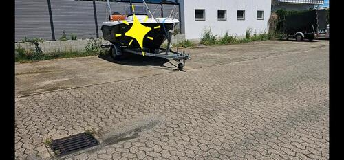 Foto - Stellplätze für Boote und Wohnwagen