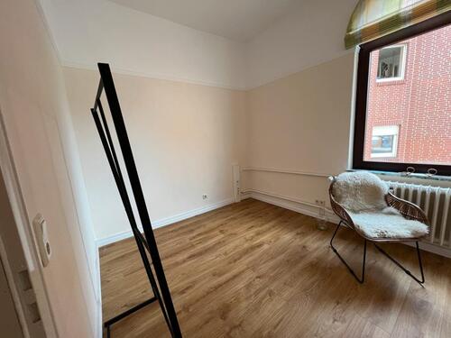 Foto - Raum zur Untermiete (Nagelstudio,Kosmetik,Wimpern etc)