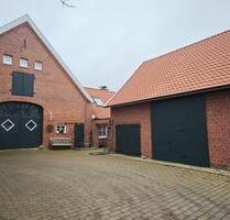 Ländlich gelegene Mietwohnung optional mit Pferdehaltung - Berge