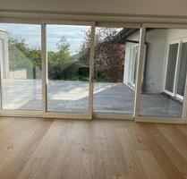 4 Zimmer-Wohnung in Bollschweil mit Terrasse, Garten und Garage