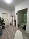 Foto - Frisch sanierte 2-Zimmer-Wohnung mit Balkon in guter Lage