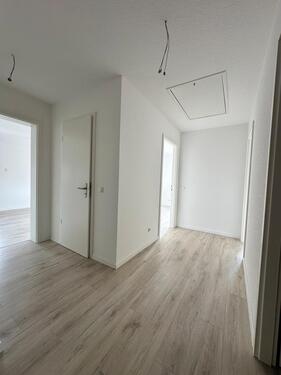 Foto - Erstbezug DG Wohnung gratis 2 Stellplatz mit Einbauküche