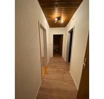 Drei Zimmer Wohnung in 55743 Idar Oberstein - Idar-Oberstein