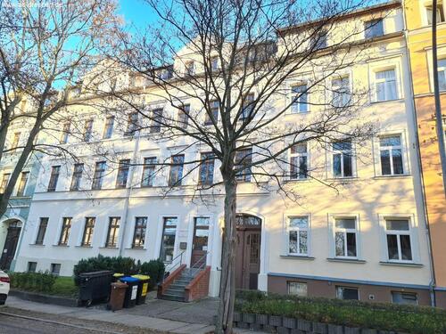 Foto - Geräumige, helle und ruhige DG-3-Zimmer-Wohnung (117 m²) in einem liebevoll sanierten Gründerzeithaus im Stadtteil Chemnitz-Hilbersdorf