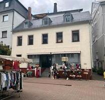 Geschäfte und Haus - 145.000,00&nbsp;EUR Kaufpreis, ca.&nbsp; 147,00&nbsp;m&sup2; in Bingen am Rhein (PLZ: 55411)