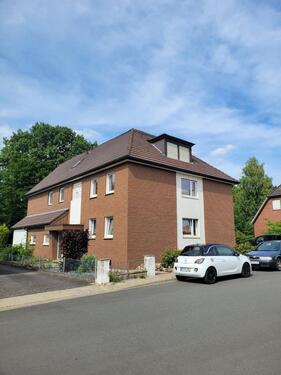 Foto - Mehrfamilienhaus, 270 m2 Wohnfläche, Carport, Garten, Keller, Hof
