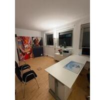 Büro tageweise - 35,00&nbsp;EUR Kaltmiete, ca.&nbsp; 18,00&nbsp;m&sup2; in Weinheim (PLZ: 69469)