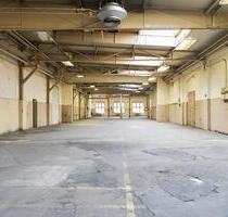 Großzügige Halle mit praktischer Andienung und teilsaniert!* - Mannheim Gartenstadt