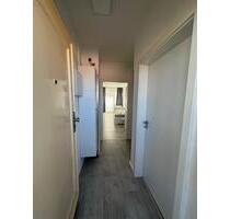 Möbliert • WG-Zimmer nur für Frauen • Zentral - Berlin Tempelhof-Schöneberg