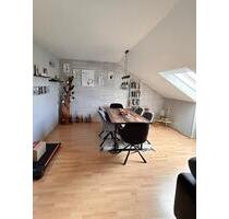 Vermietung Dachgeschosswohnung - 750,00&nbsp;EUR Kaltmiete, ca.&nbsp; 75,00&nbsp;m&sup2; in Koblenz (PLZ: 56070) Bubenheim