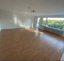 Helle 4-Zimmer-Dachgeschoss-Wohnung. ERSTBEZUG NACH RENOVIERUNG - Bad Zwesten