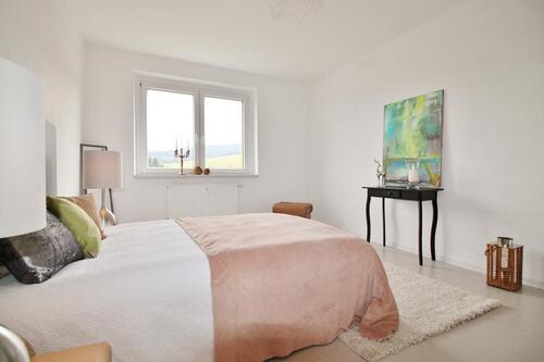 Foto - Frisch sanierte 4-Raum-Wohnung im Grünen