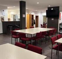120 m2 Lokal zu vermieten - 200,00 EUR Kaltmiete, in Solingen (PLZ: 42653) Central
