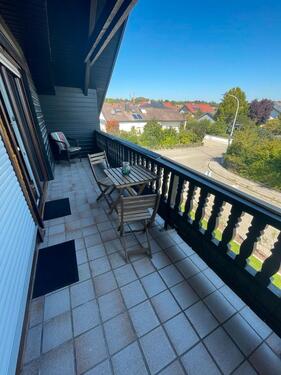 Foto - Etagenwohnung mit 100,00 m&sup2; in Essenbach zur Miete