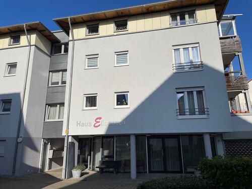 Foto - SENIOREN aufgepasst! 3 Zi.-Whg. in zentraler Lage im Pflegestift!