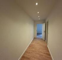 Kernsaniert & riesiger Balkon! 3 Zimmer in VahrenwaldList - Hannover Vahrenwald-List