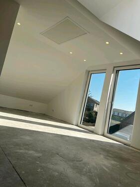 Foto - Erstbezug in Kernsanierter Dachgeschosswohnung