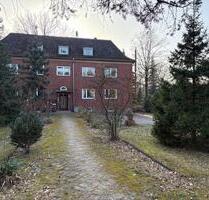 Wohnung - 5 Zimmer, Küche und 2 Bäder am Wald mit Kamin - Genthin