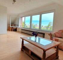 Sonnendurchflutete 70m², 2,5- Zimmerwohnung in Oberhausen-Holten