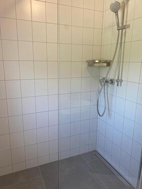 Foto - 4-Zimmer-Wohnung mit Terrasse, Garage & Stellplatz in zentraler L