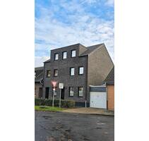 Einfamilienhaus - 795.000,00 EUR Kaufpreis, ca.  255,00 m² in Nettetal (PLZ: 41334)