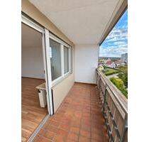 Helle 1-Zimmer-Wohnung mit Balkon und Aufzug in Roding