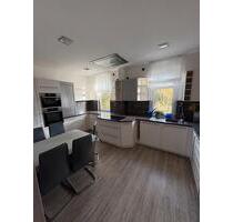 Lichtdurchflutete Wohnung mit Balkon - Gotha