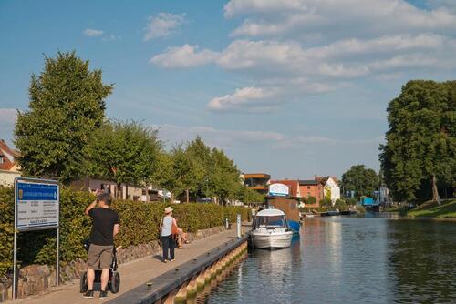 Foto - Ferienhaus mit Whirlpool an der Seenplatte in ruhiger Lage am See