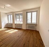 3 Zimmerwohnung mit Wohnküche in der Mitte von Augsburg zu vermieten ( WG möglich )
