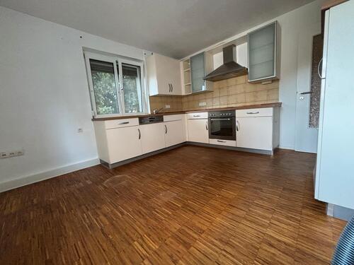 Foto - 2-Zimmer-Wohnung in Dettelbach. Garten, Küche & Teilmöblierung