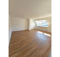 Moderne 2-Zimmer-Wohnung (75 qm) – Erstbezug nach Kernsanierung - Lübeck Sankt Jürgen