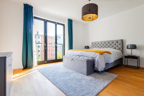 Foto - Neubauwohnung mit Spielplatz, EBK, Balkon, Keller und Tiefgarage