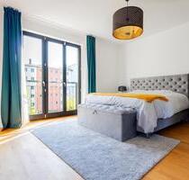 Neubauwohnung mit Spielplatz, EBK, Balkon, Keller und Tiefgarage - Berlin Charlottenburg-Wilmersdorf