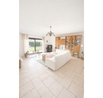 Großzügige 4-Zimmer-Wohnung - 999,00&nbsp;EUR Kaltmiete, ca.&nbsp; 140,00&nbsp;m&sup2; in Datzeroth (PLZ: 56589)