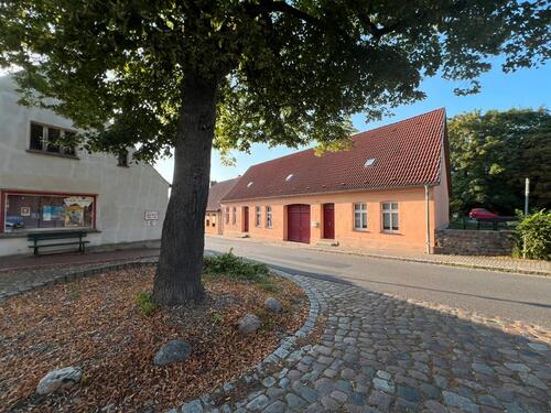 Foto - Zweifamilienhaus in Penkun - 85.000,00&nbsp;EUR Kaufpreis, ca.&nbsp; 230,00&nbsp;m&sup2;