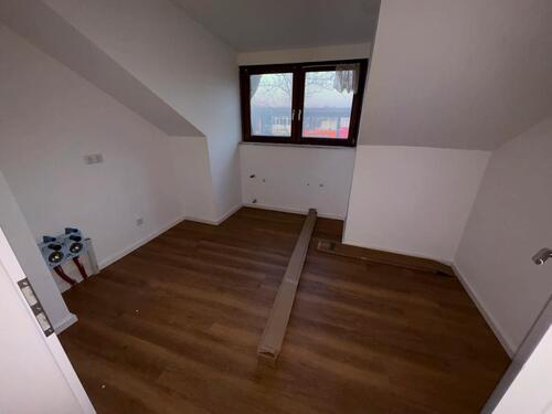 Foto - Dachgeschoßwohnung in Gröbenzell zur Miete