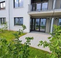 2-Zimmer Wohnung in Berlin-Biesdorf mit Terrasse u. Privatgarten