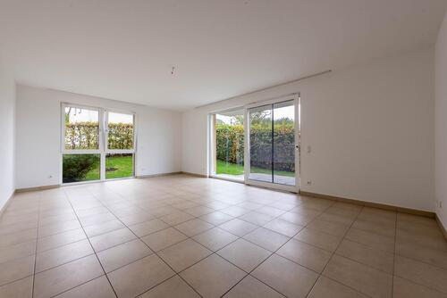 Foto - Wohnkomfort auf einer Ebene - moderne Erdgeschosswohnung mit Garten und Balkon