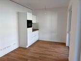 Foto - Neubau Erstbezug 1-Zimmer-Wohnung mit Einbauküche und Balkon