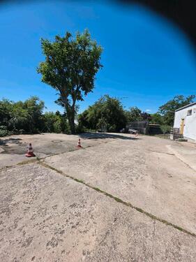 Foto - Stellplatz innen und außen - 60,00 EUR Miete,