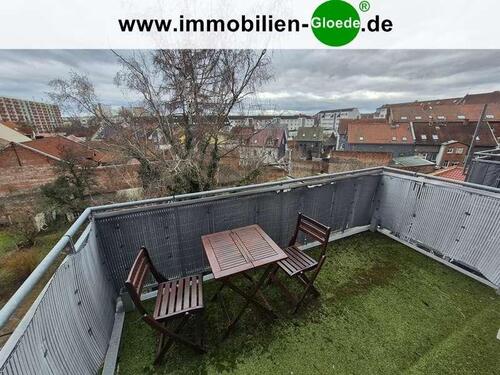 Foto - Sommer auf dem Balkon - 1,5-Raum-Wohnung im 3.OG mit Einbauküche ab Mai frei - Stollbergstraße
