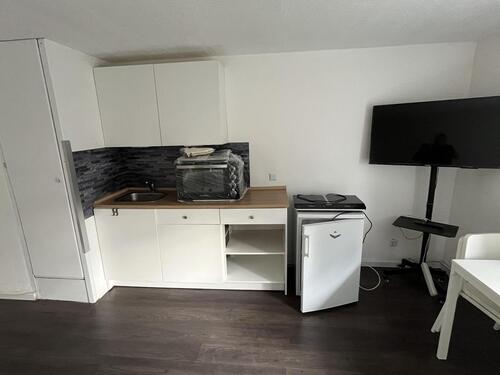 Foto - renovierte 2 Zimmer Wohnung - 650,00 EUR Kaltmiete,