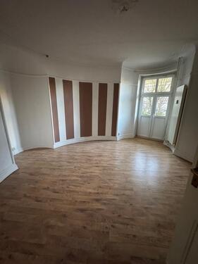 Foto - Toll gelegene 4-Zimmer-Altbauwohnung im Grünen Weg