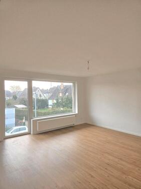 Foto - 4 Zimmer Wohnung EG mit Balkon - 1.240,00&nbsp;EUR Kaltmiete, ca.&nbsp; 103,00&nbsp;m&sup2;