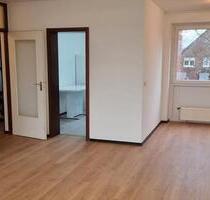 Geschmackvolle, renovierte 3-Raum-Wohnung mit geh. Innenausstattung mit EBK in Paderborn