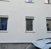4 zimmer Maisonette Wohnung mit gro8e Terrasse WG möglich - Stuttgart Botnang