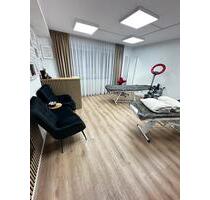 Arbeitsplatz für einen Wimpernstylisten oder Permanent - Frankfurt am Main Westend Nord